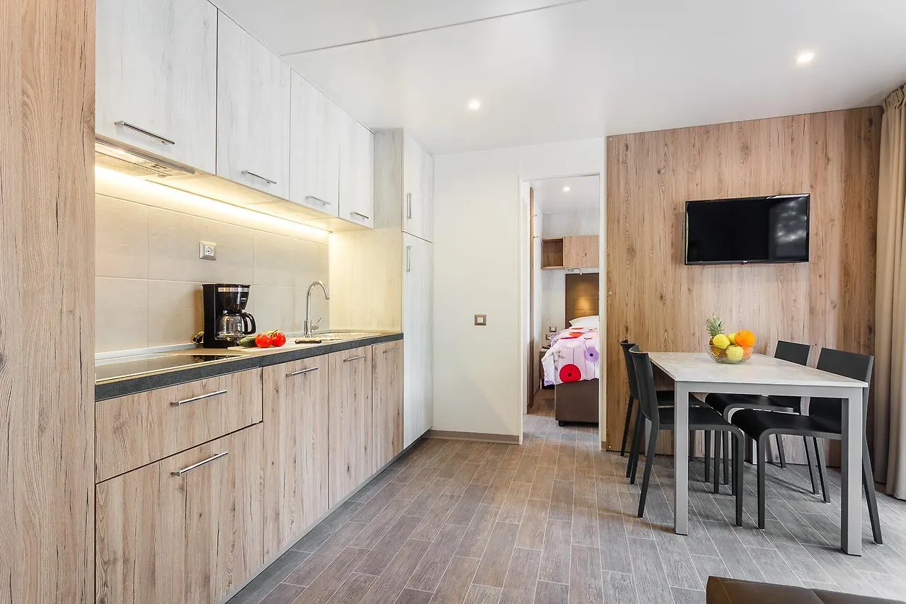 Mobile Homes Camping Santa Marina, Lanterna Tar-Vabriga Vakantiepark