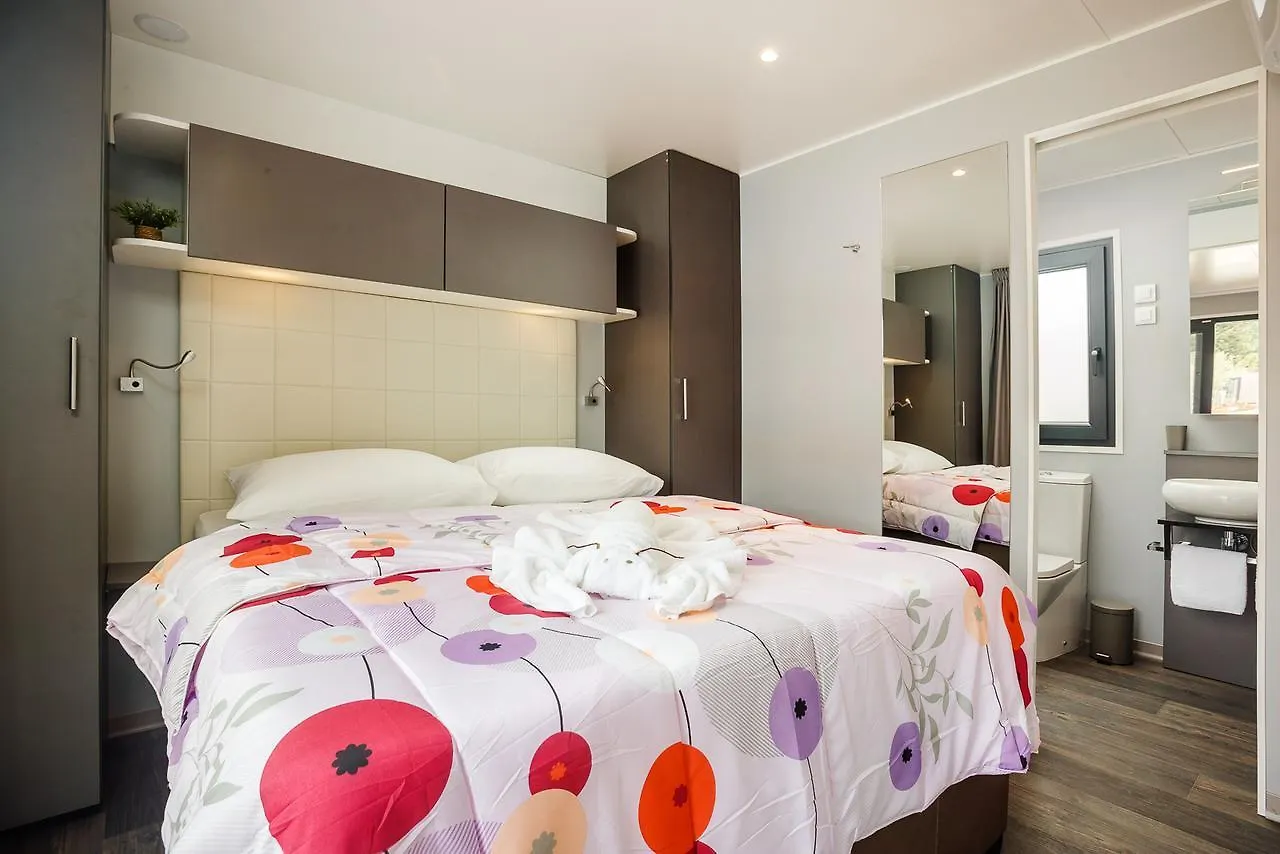 ***** Vakantiepark Mobile Homes Camping Santa Marina, Lanterna Tar-Vabriga Kroatië