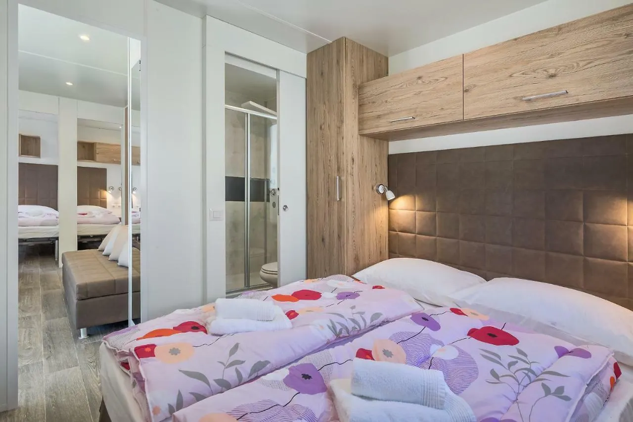 Mobile Homes Camping Santa Marina, Lanterna Tar-Vabriga