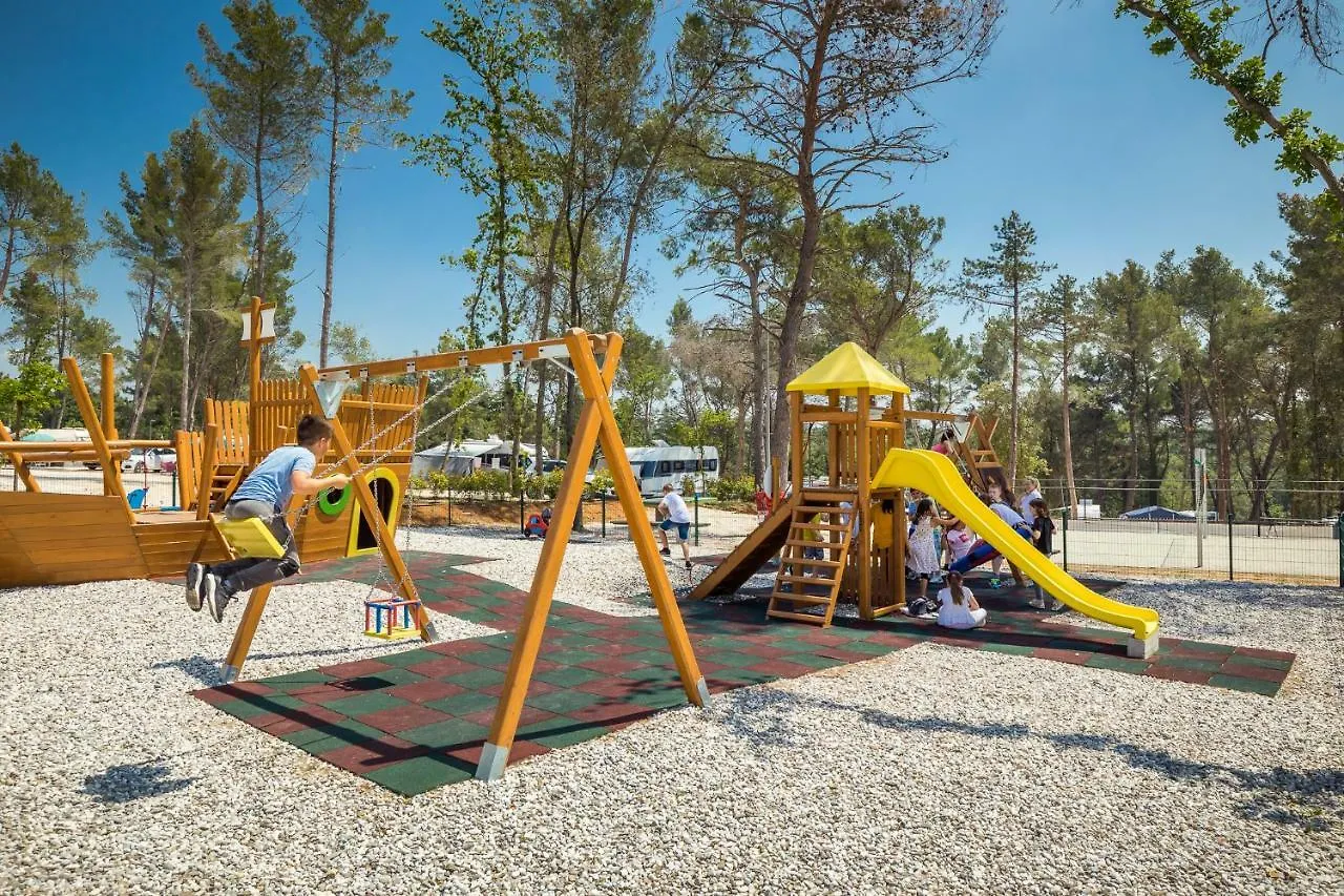 홀리데이파크 Mobile Homes Camping Santa Marina, Lanterna Tar-Vabriga
